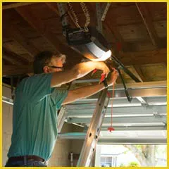 Garage Doors Store Repairs Palatine, IL 847-713-6517 - side-opener-08m